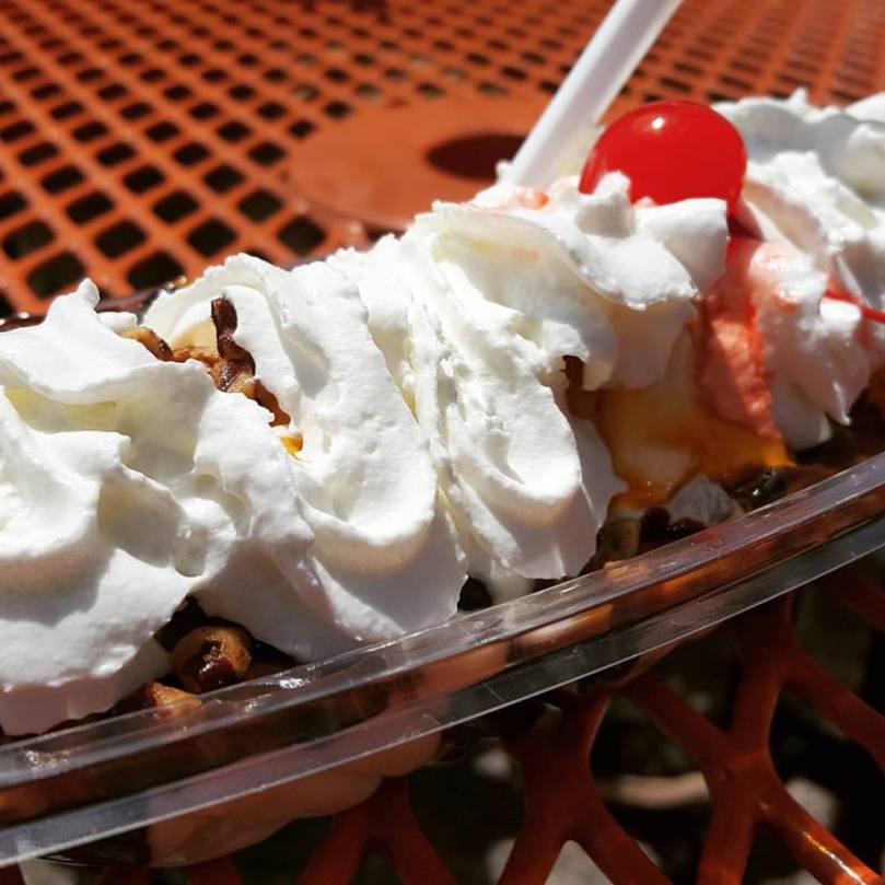 JiffyTreet_TurtleSundae